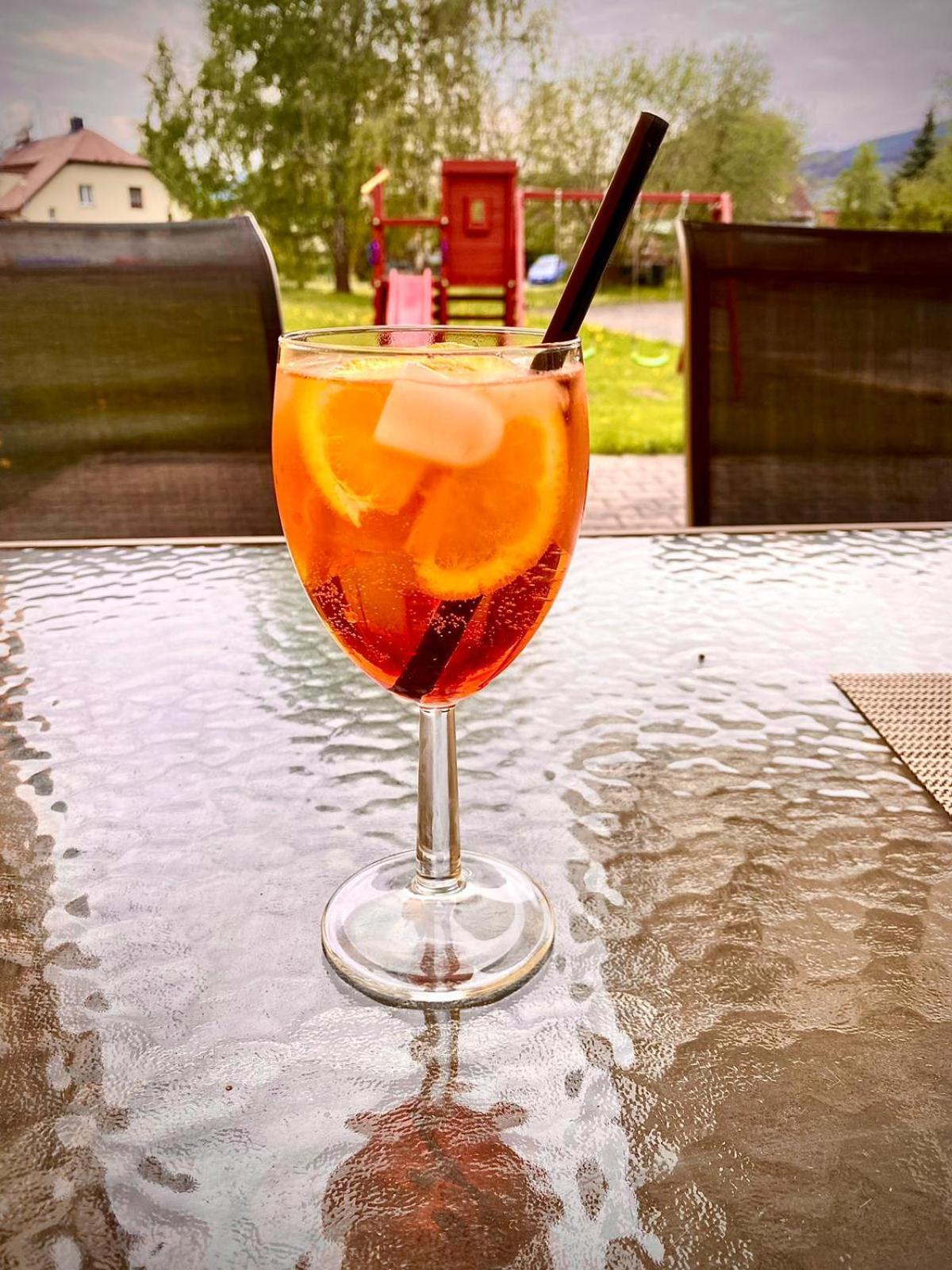 Hotel Zlaty Chlum Ceska Ves Exterior foto
